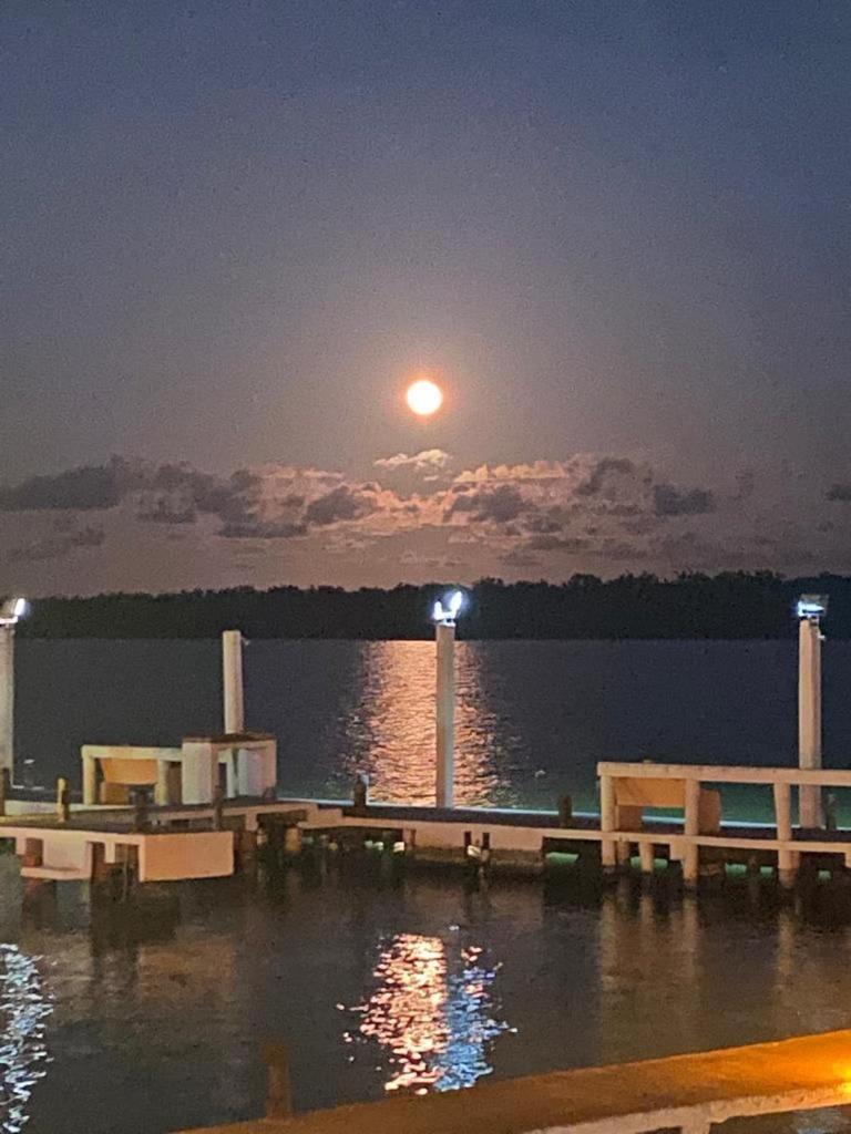 Hotel La Marina Del Rio La Pesca ภายนอก รูปภาพ