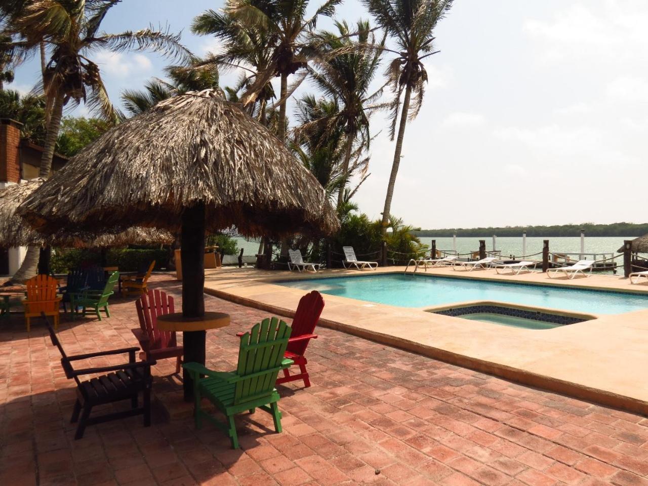 Hotel La Marina Del Rio La Pesca ภายนอก รูปภาพ