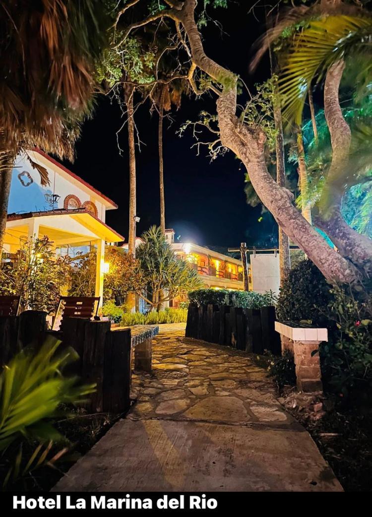 Hotel La Marina Del Rio La Pesca ภายนอก รูปภาพ